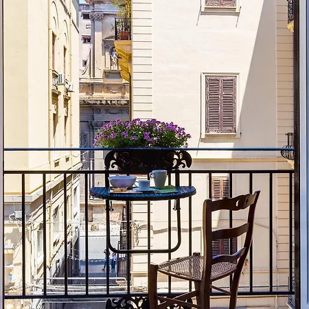 Apartamento Elegante E Moderno Al Politeama