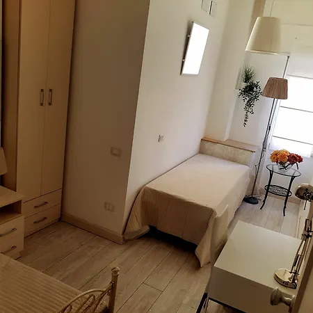 Elegante E Moderno Al Politeama Apartamento